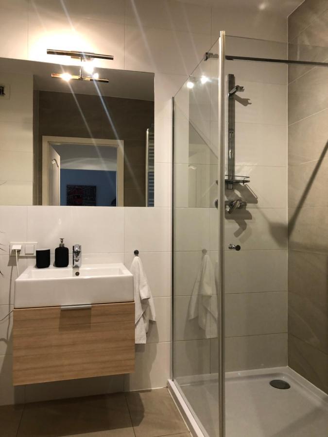 Airport Apartment Warszawa Kültér fotó